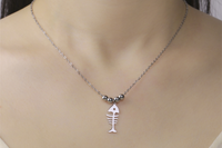 Pourquoi Favoriser un Collier Poisson Squelette pour un Look Original ?