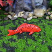Figurine Poisson Koi Noir Tacheté