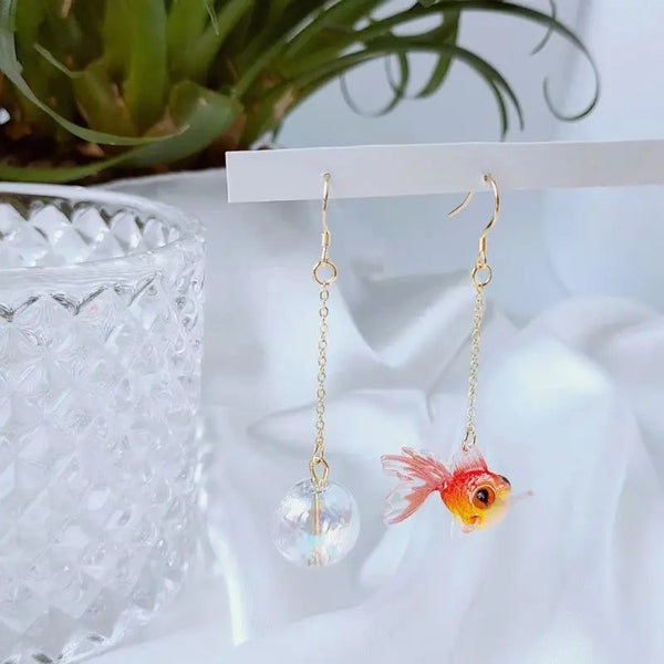 Boucles d’oreilles Poisson Doré avec Bulle Cristalline