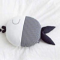 peluche doudou poisson raye